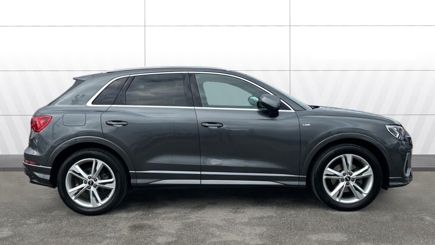 Used Audi Q3 2021 for sale - 76391608: Photo 5