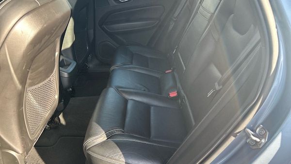 Used Volvo XC60 2018 for sale - 76089967: Photo 16
