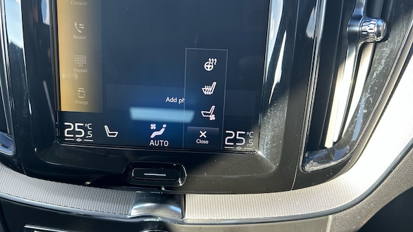 Used Volvo XC60 2018 for sale - 76089967: Photo 26