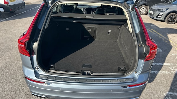 Used Volvo XC60 2018 for sale - 76089967: Photo 4