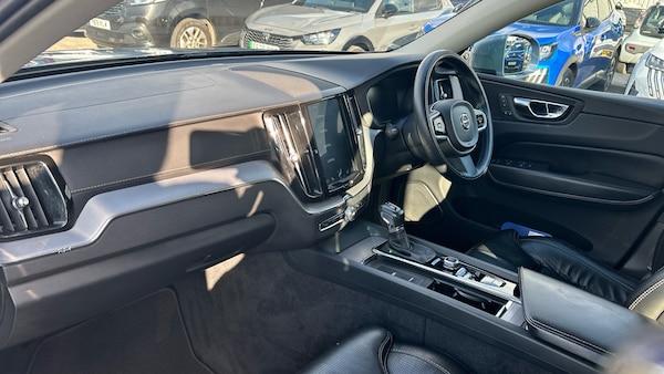 Used Volvo XC60 2018 for sale - 76089967: Photo 9