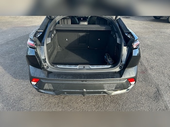 Used Peugeot 408 2024 for sale - 77326013: Photo