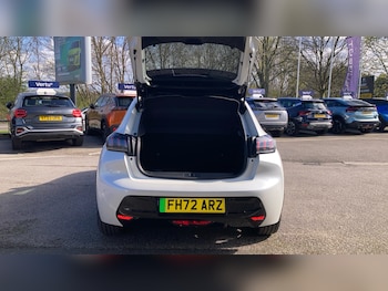 Used Peugeot 208 2023 for sale - 77998198: Photo