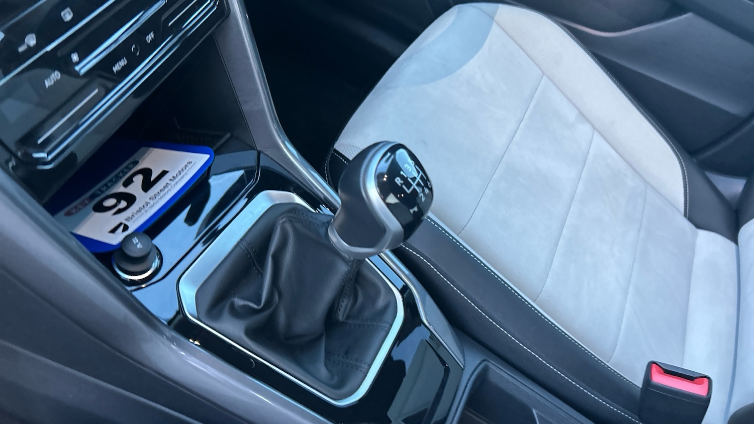 Used Volkswagen T-Roc 2023 for sale - 77746518: Photo 13