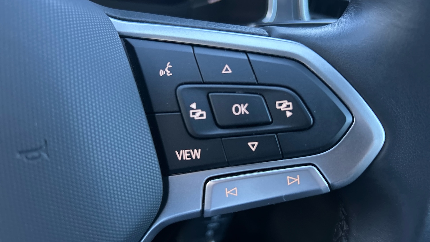 Used Volkswagen T-Roc 2023 for sale - 77746518: Photo 22