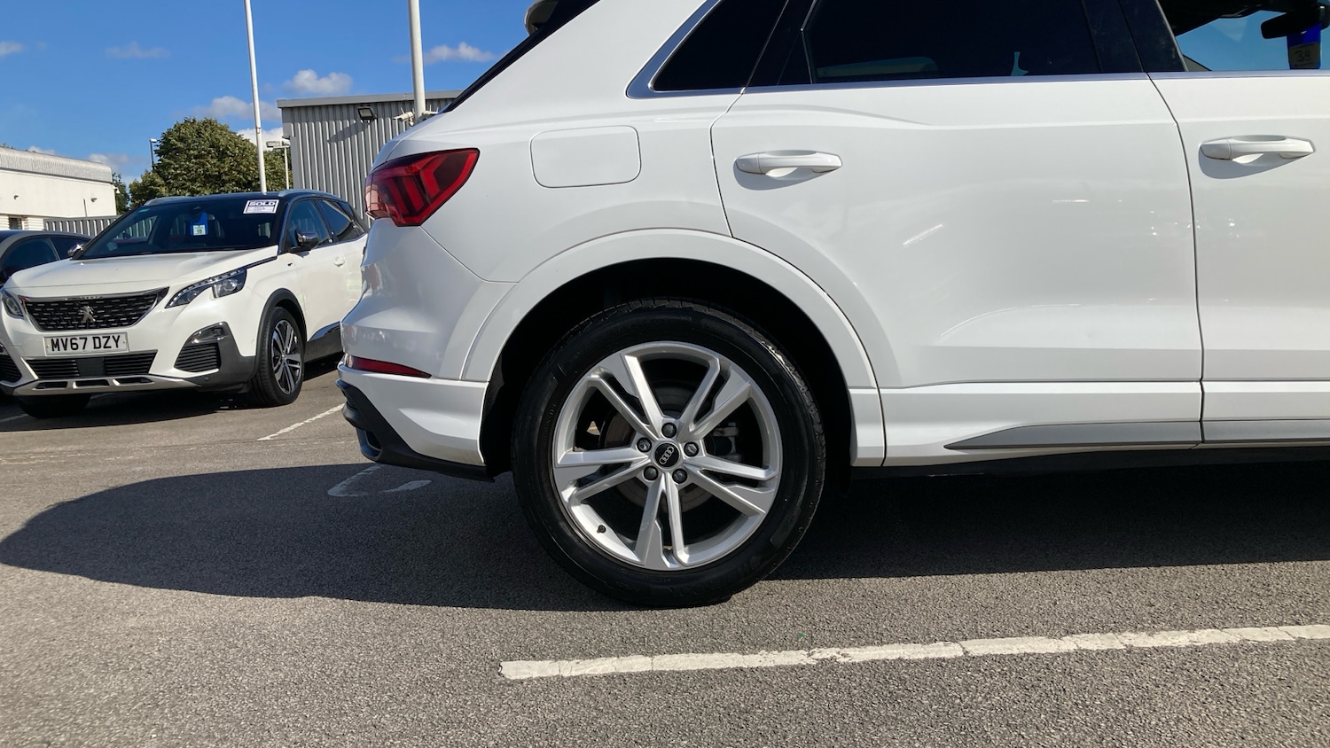 Used Audi Q3 2021 for sale - 75922407: Photo 7