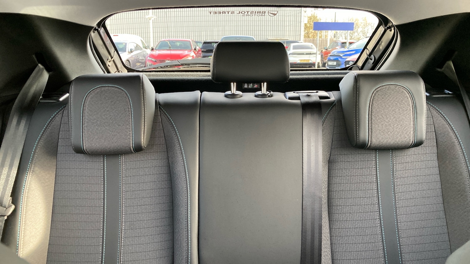 Used Peugeot 208 2021 for sale - 76649536: Photo 15