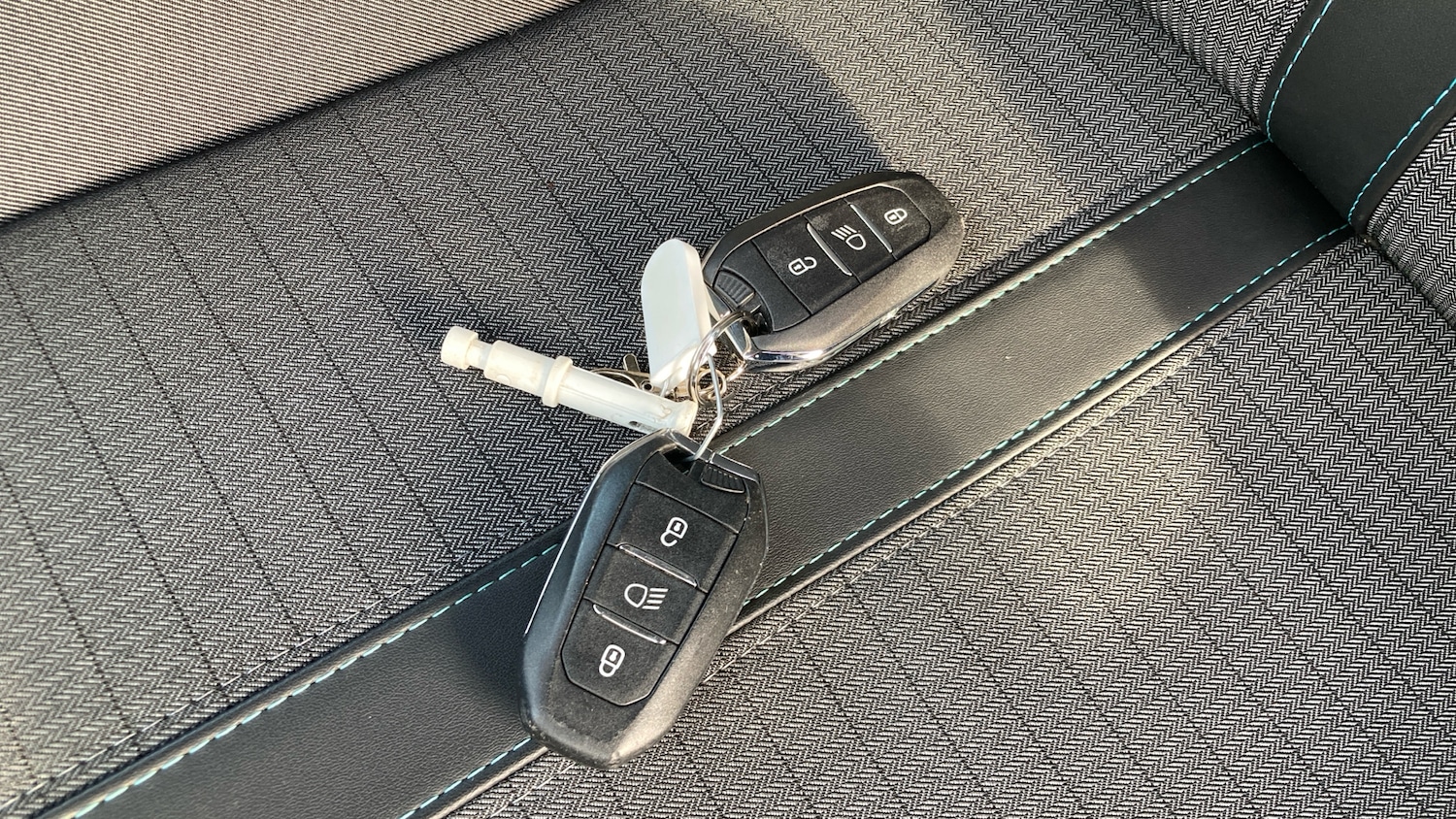 Used Peugeot 208 2021 for sale - 76649536: Photo 20