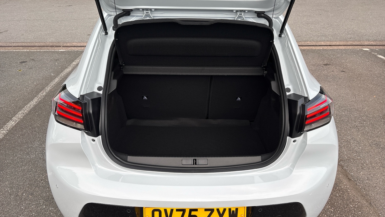 Used Peugeot 208 2025 for sale - 76611555: Photo 4