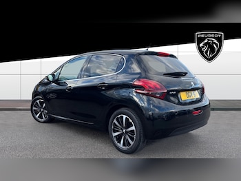 Used Peugeot 208 2019 for sale - 77247237: Photo