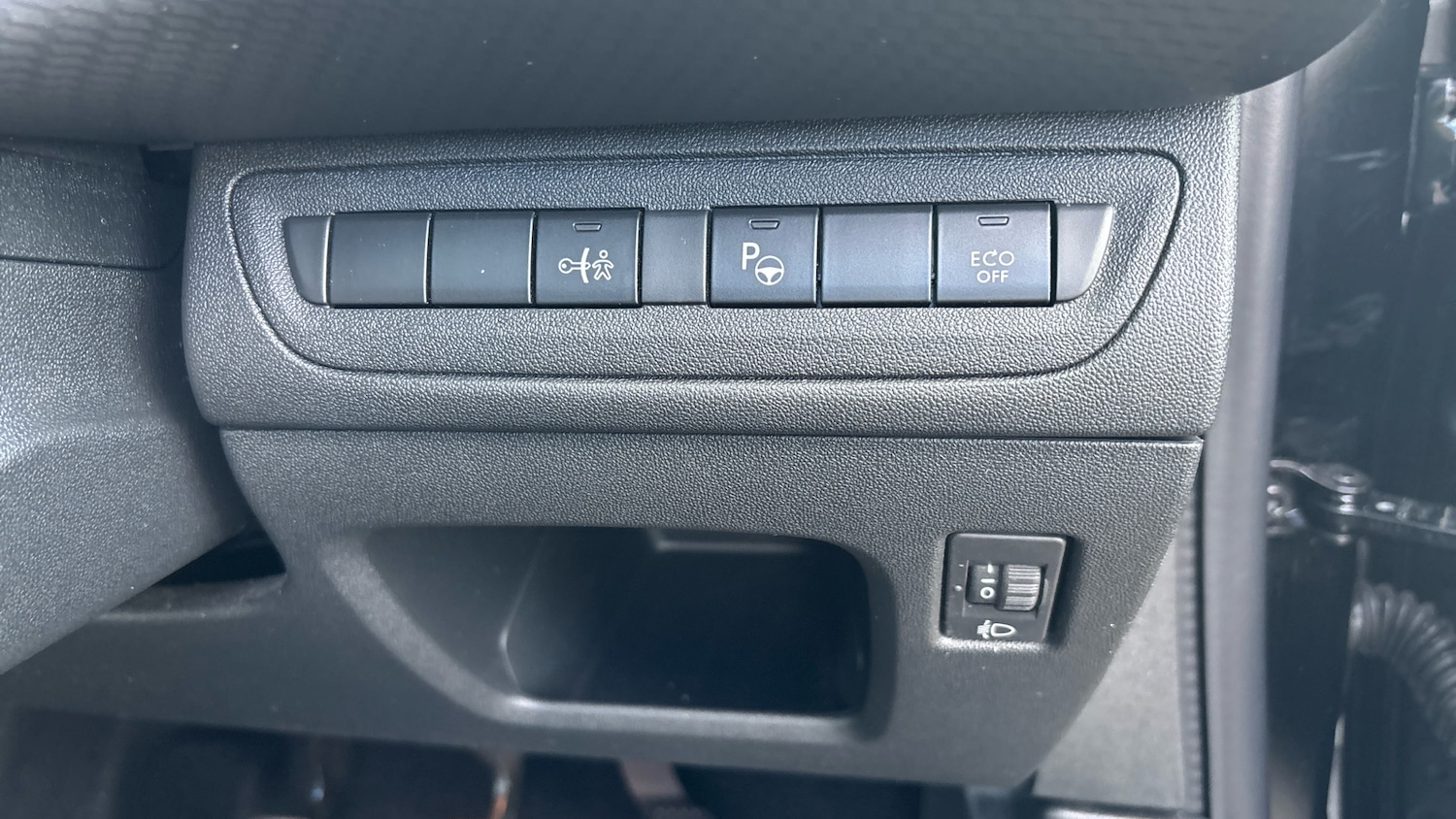 Used Peugeot 208 2019 for sale - 77247237: Photo 30