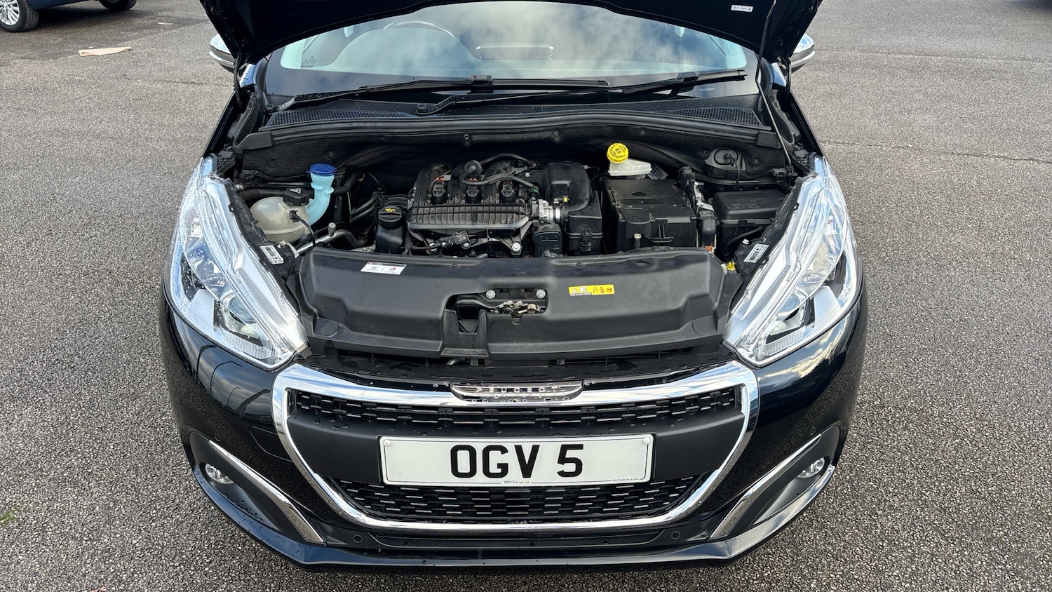 Used Peugeot 208 2019 for sale - 77247237: Photo 8