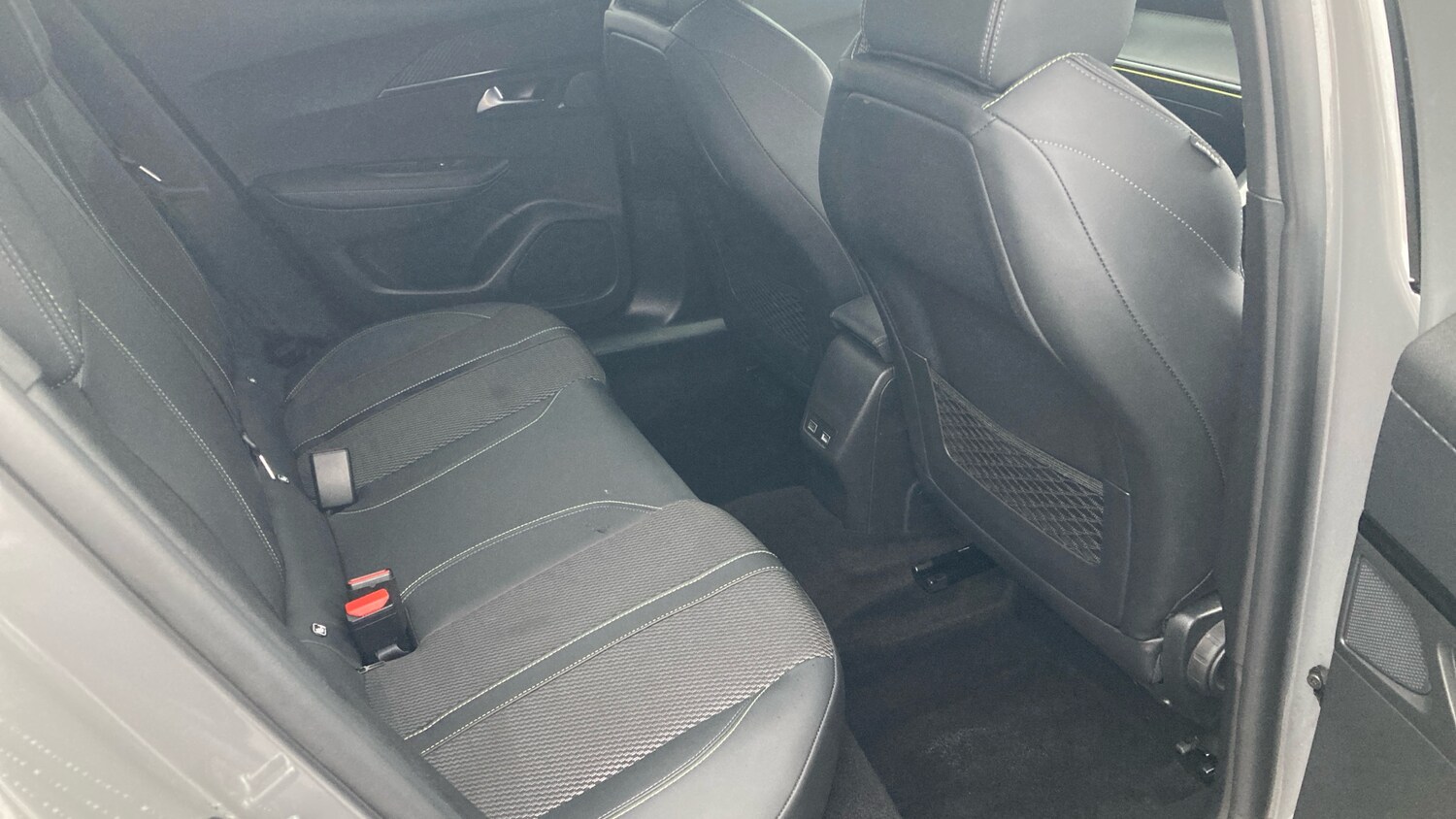 Used Peugeot 2008 2024 for sale - 76652226: Photo 27