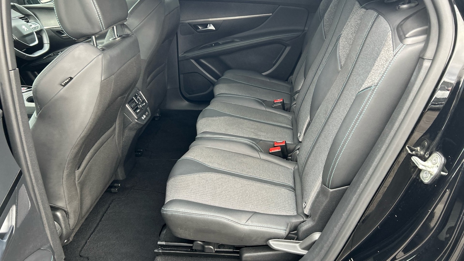 Used Peugeot 5008 2023 for sale - 76639596: Photo 16