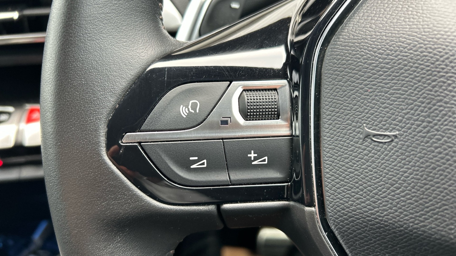 Used Peugeot 5008 2023 for sale - 76639596: Photo 26