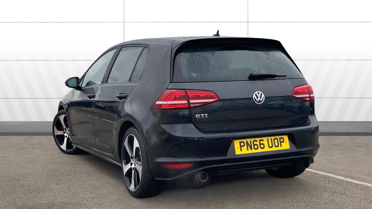 Used Volkswagen Golf 2016 for sale - 76273609: Photo 2