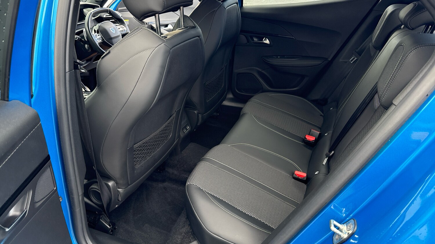 Used Peugeot 2008 2023 for sale - 75921663: Photo 16