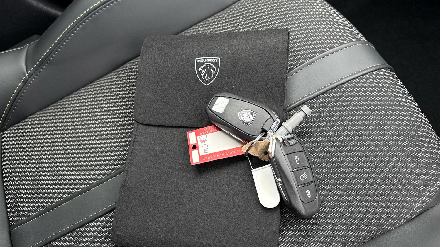 Used Peugeot 2008 2023 for sale - 75921663: Photo 19