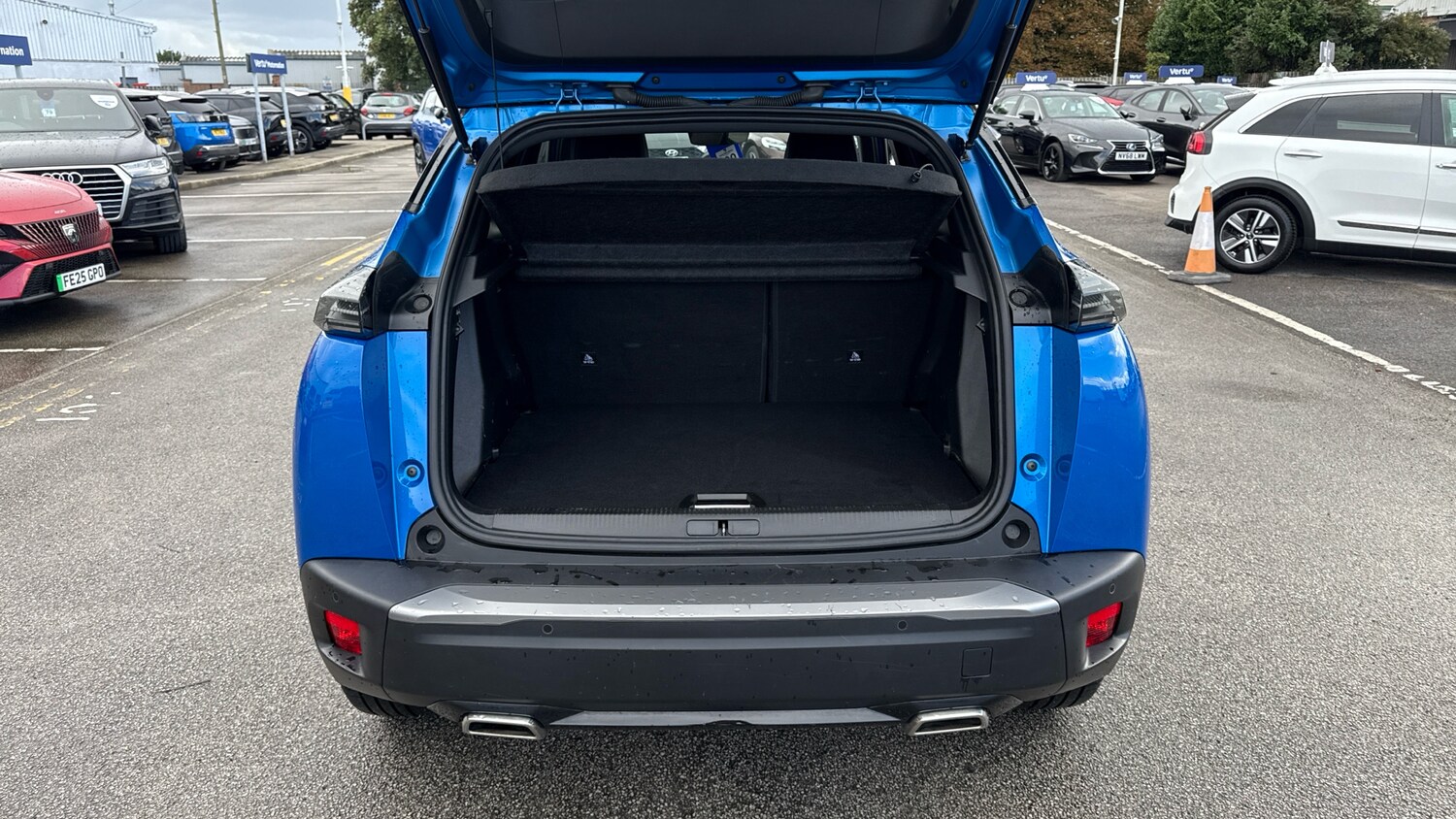 Used Peugeot 2008 2023 for sale - 75921663: Photo 4