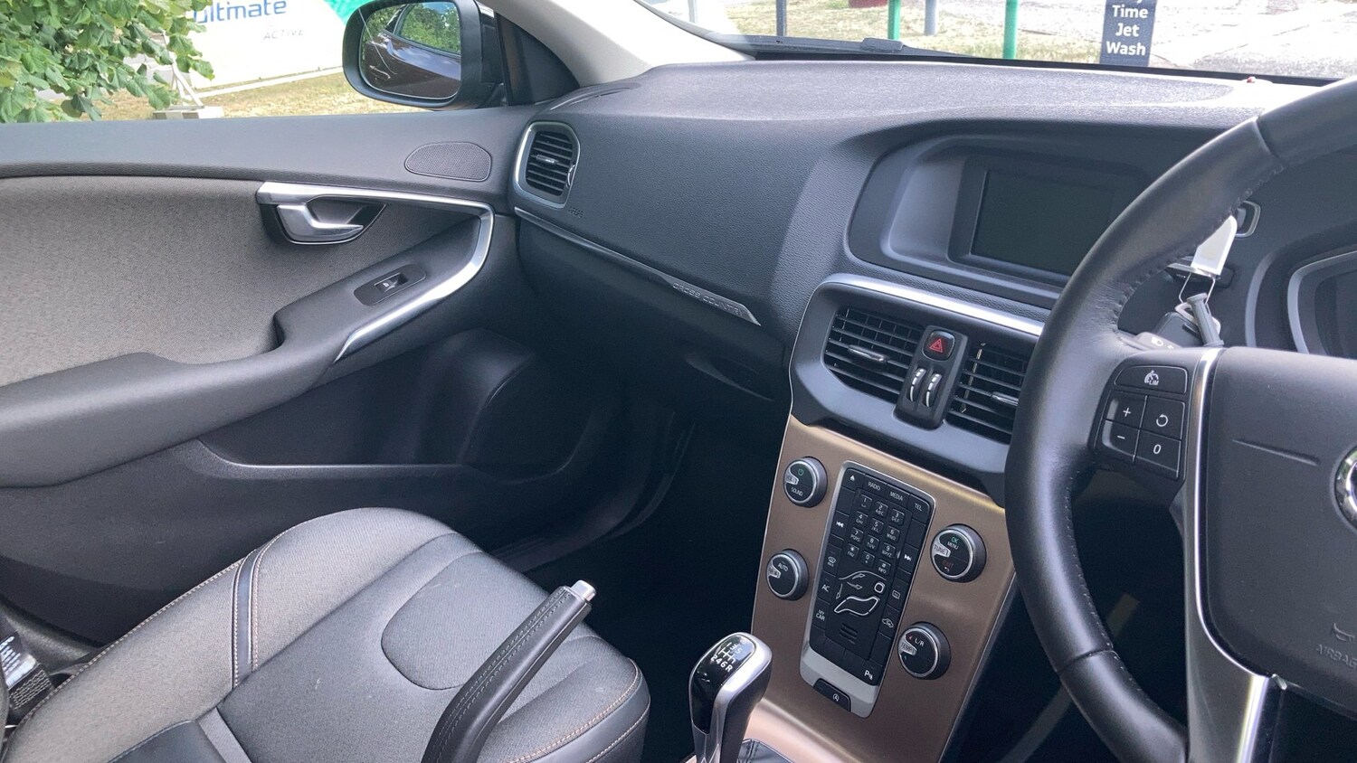 Vehicle 14