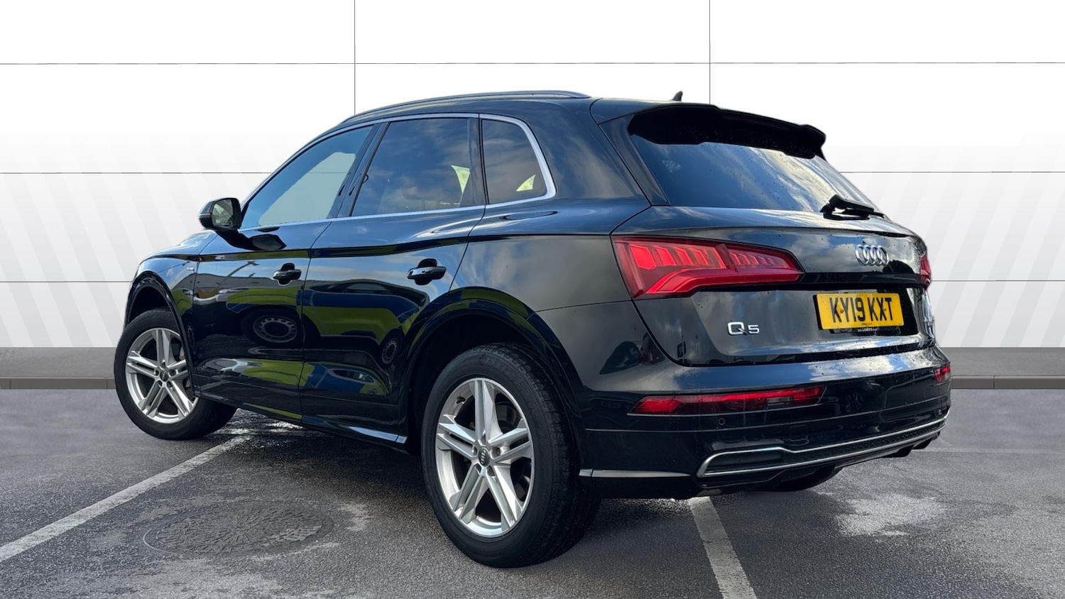 Used Audi Q5 2019 for sale - 77195639: Photo 2