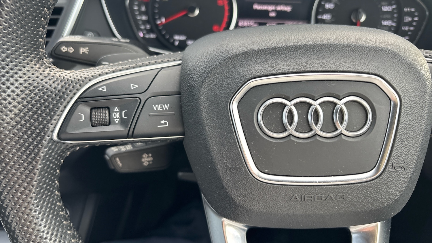 Used Audi Q5 2019 for sale - 77195639: Photo 32