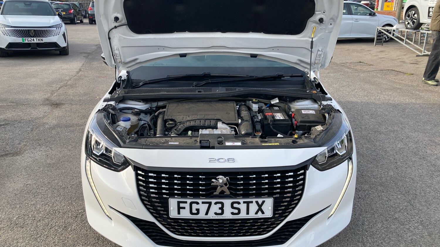 Used Peugeot 208 2023 for sale - 76146468: Photo 8