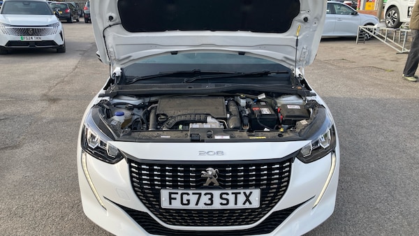 Used Peugeot 208 2023 for sale - 76146468: Photo 8