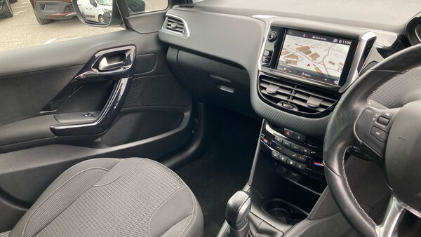 Used Peugeot 208 2019 for sale - 76067421: Photo 14