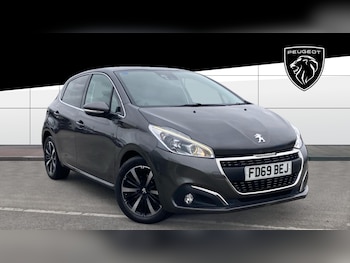 Peugeot - 208