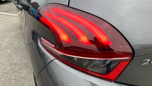 Used Peugeot 208 2019 for sale - 76067421: Photo 21