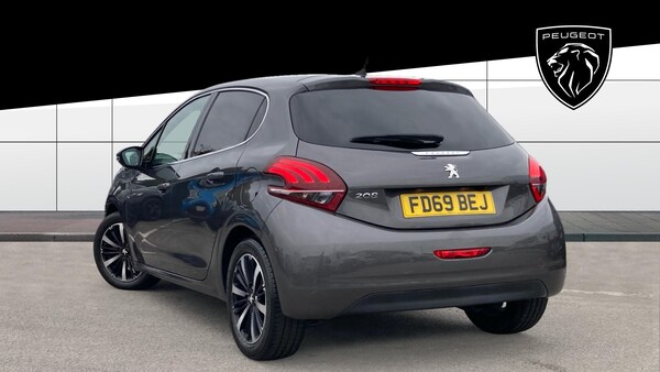 Used Peugeot 208 2019 for sale - 76067421: Photo 2