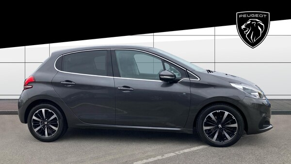 Used Peugeot 208 2019 for sale - 76067421: Photo 5