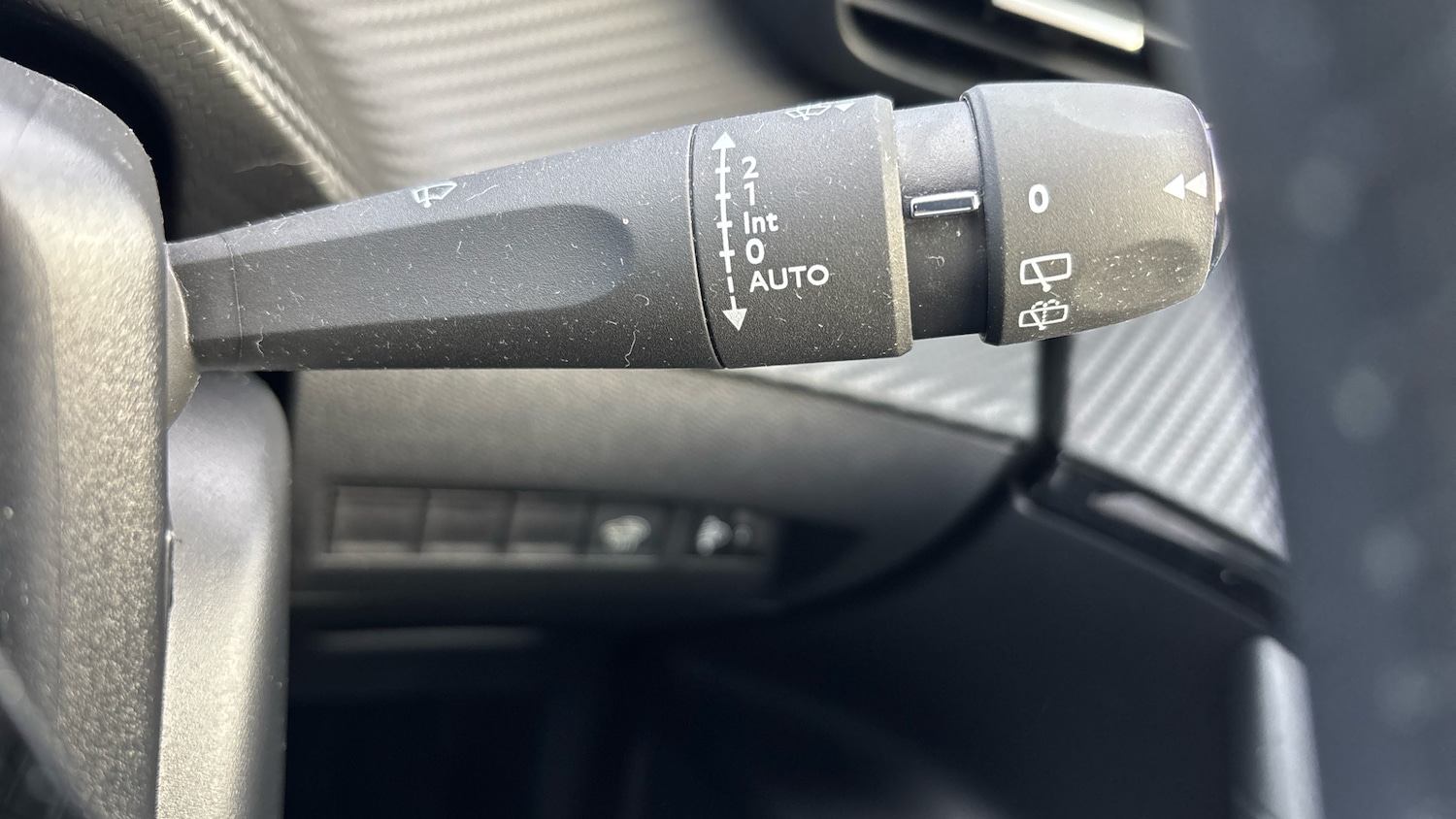 Used Peugeot 2008 2023 for sale - 76144546: Photo 32