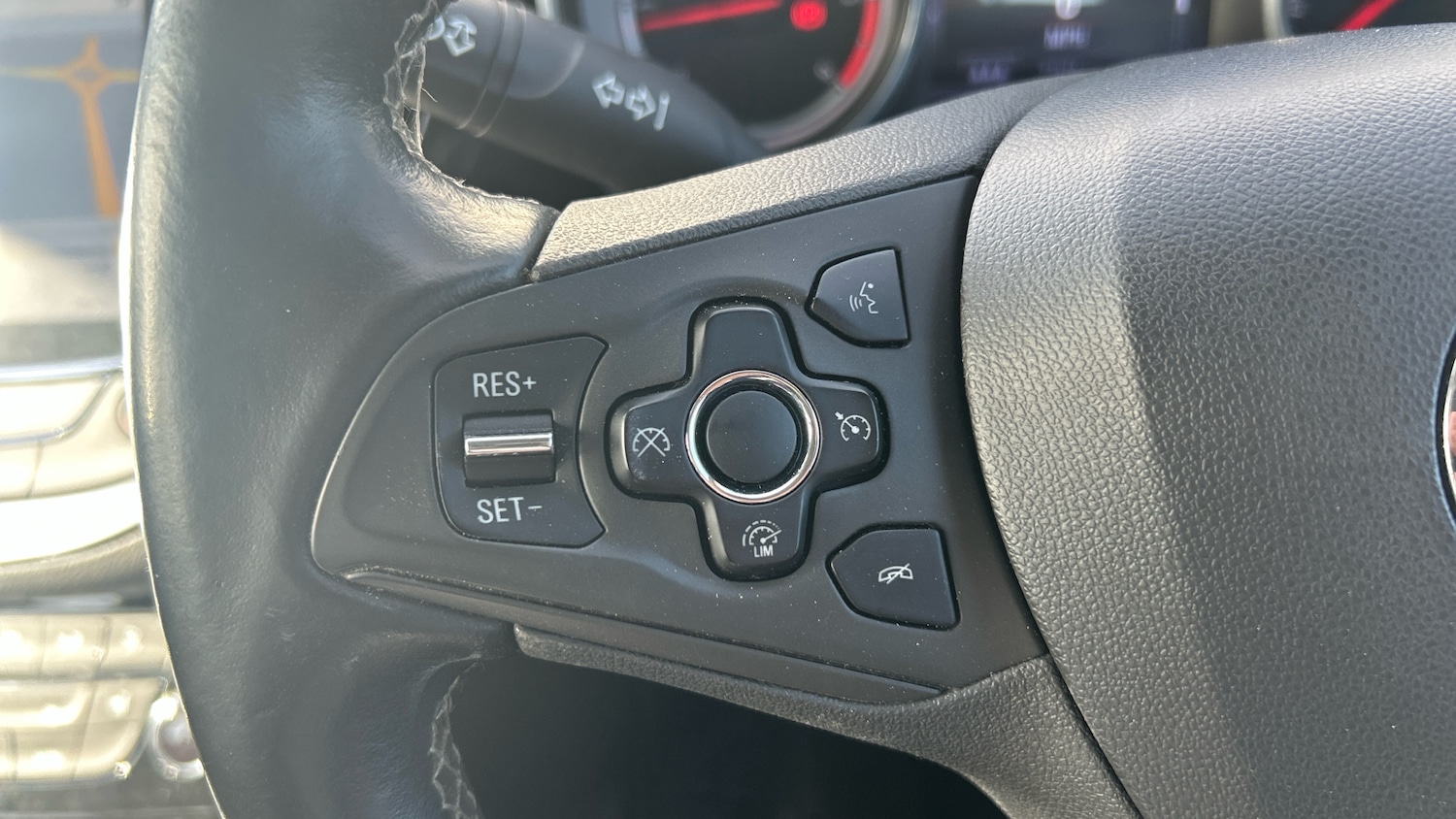 Used Vauxhall Astra 2017 for sale - 78133787: Photo 21