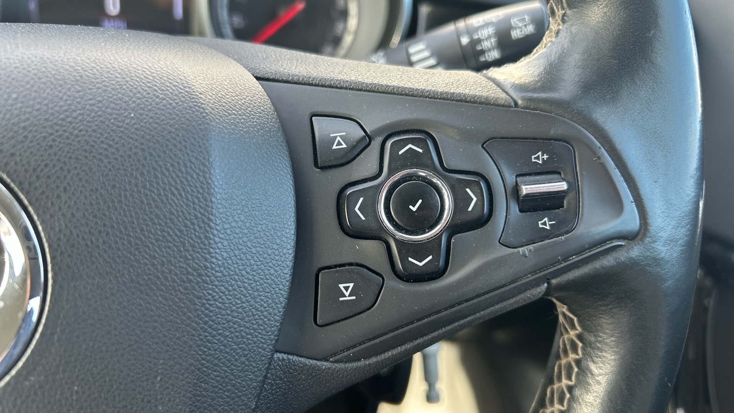 Used Vauxhall Astra 2017 for sale - 78133787: Photo 22