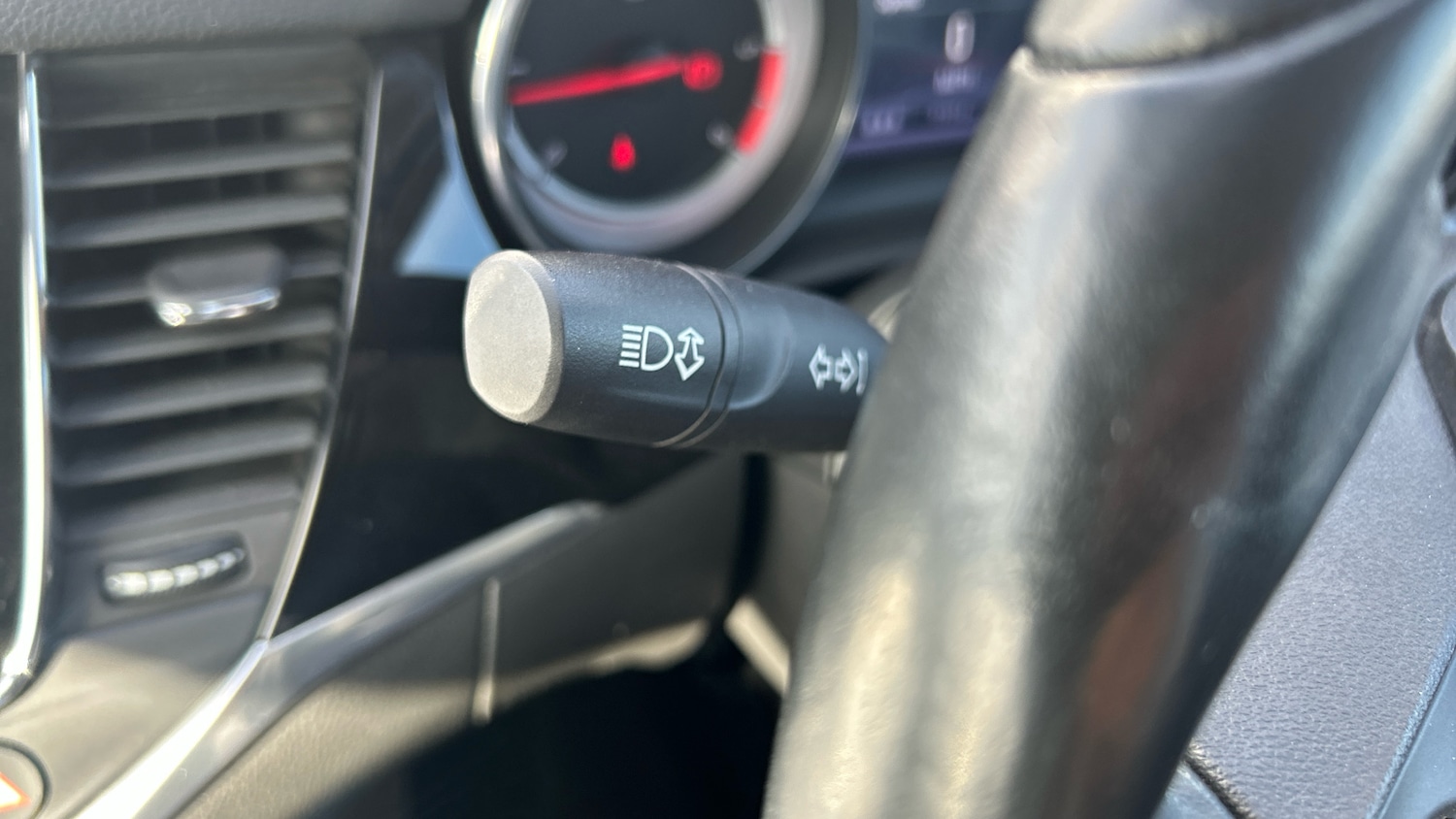 Used Vauxhall Astra 2017 for sale - 78133787: Photo 24