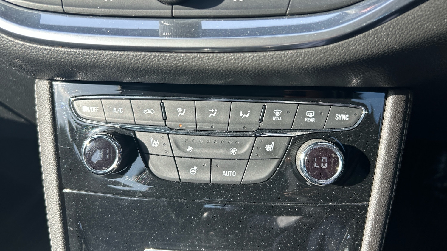 Used Vauxhall Astra 2017 for sale - 78133787: Photo 27