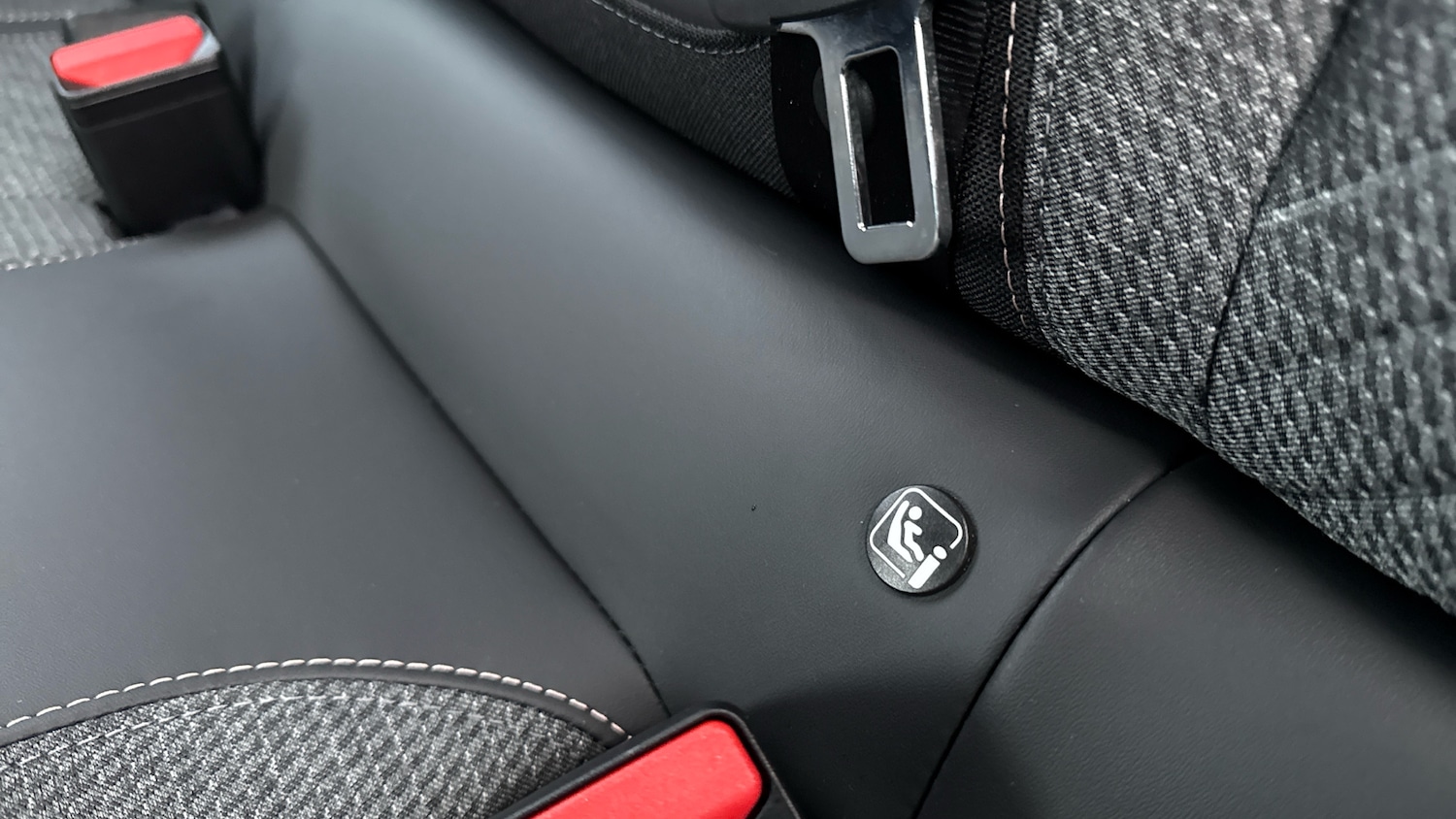 Used Peugeot 2008 2025 for sale - 77744146: Photo 32