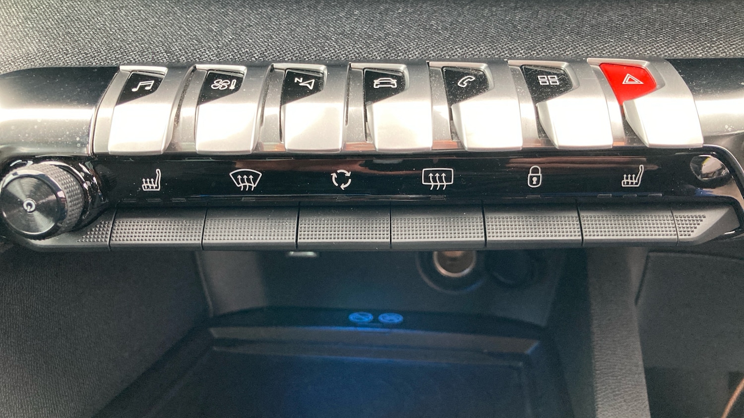 Used Peugeot 3008 2020 for sale - 76748350: Photo 42