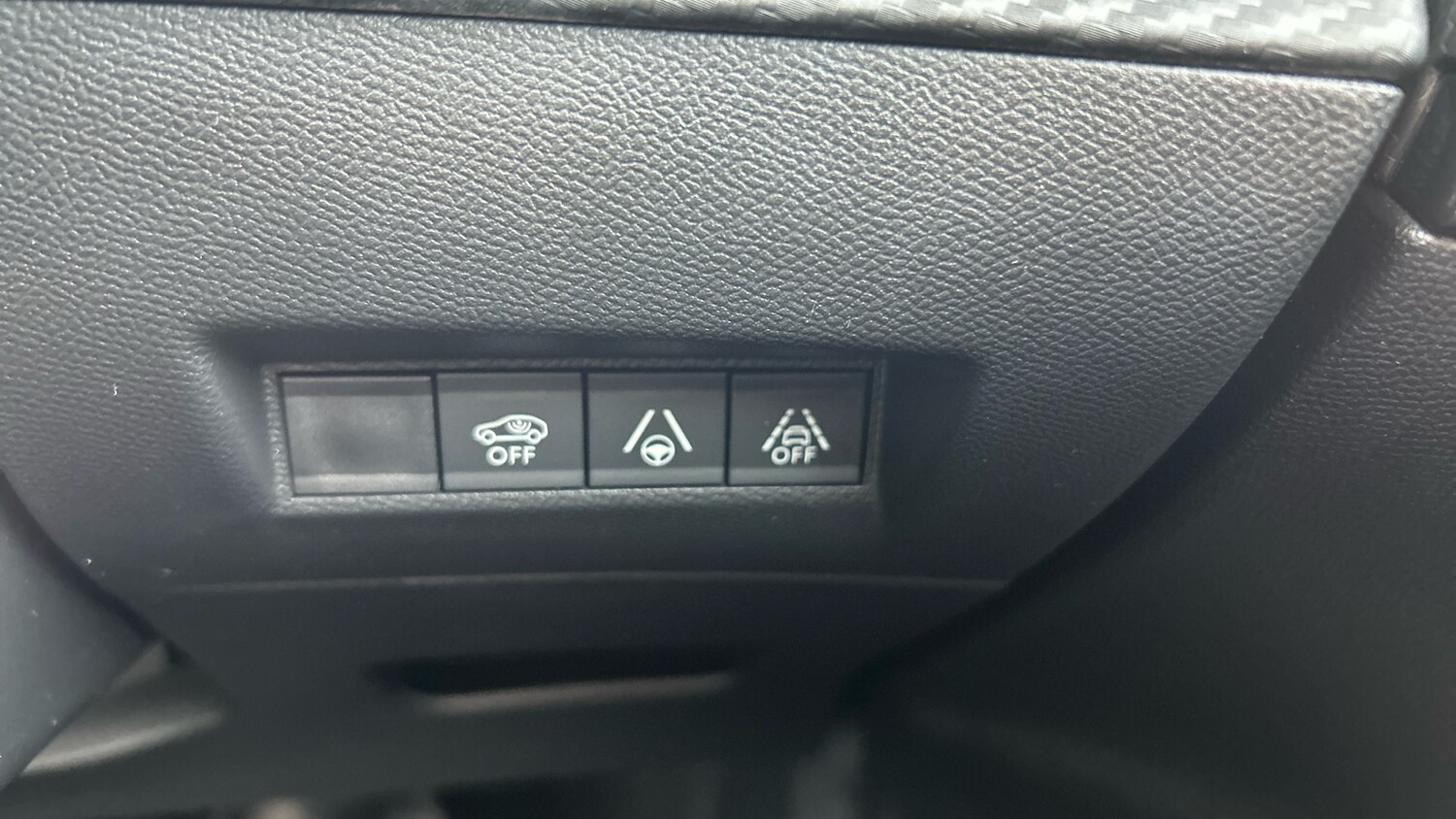 Used Peugeot 2008 2022 for sale - 78013787: Photo 28