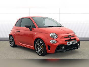 Used Abarth 695 2023 for sale - 77777442: Photo
