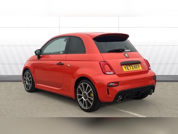 Used Abarth 695 2023 for sale - 77777442: Photo