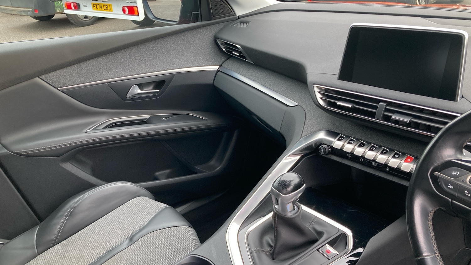 Used Peugeot 3008 2018 for sale - 76777217: Photo 14