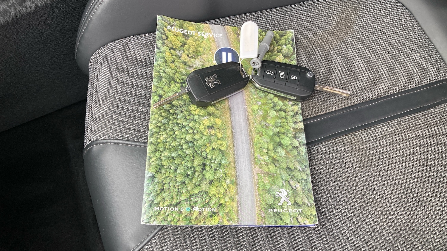 Used Peugeot 3008 2018 for sale - 76777217: Photo 19