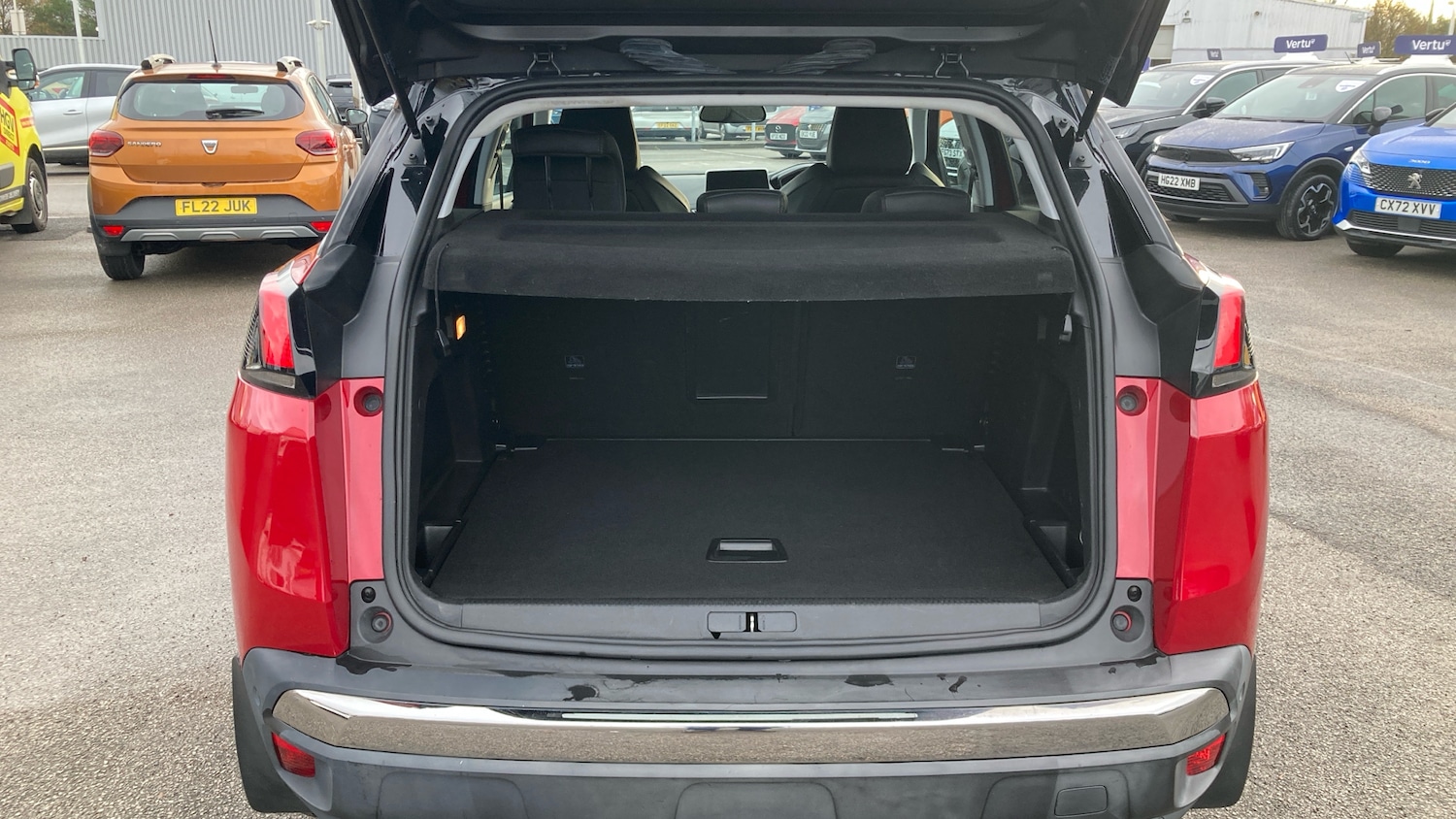 Used Peugeot 3008 2018 for sale - 76777217: Photo 4