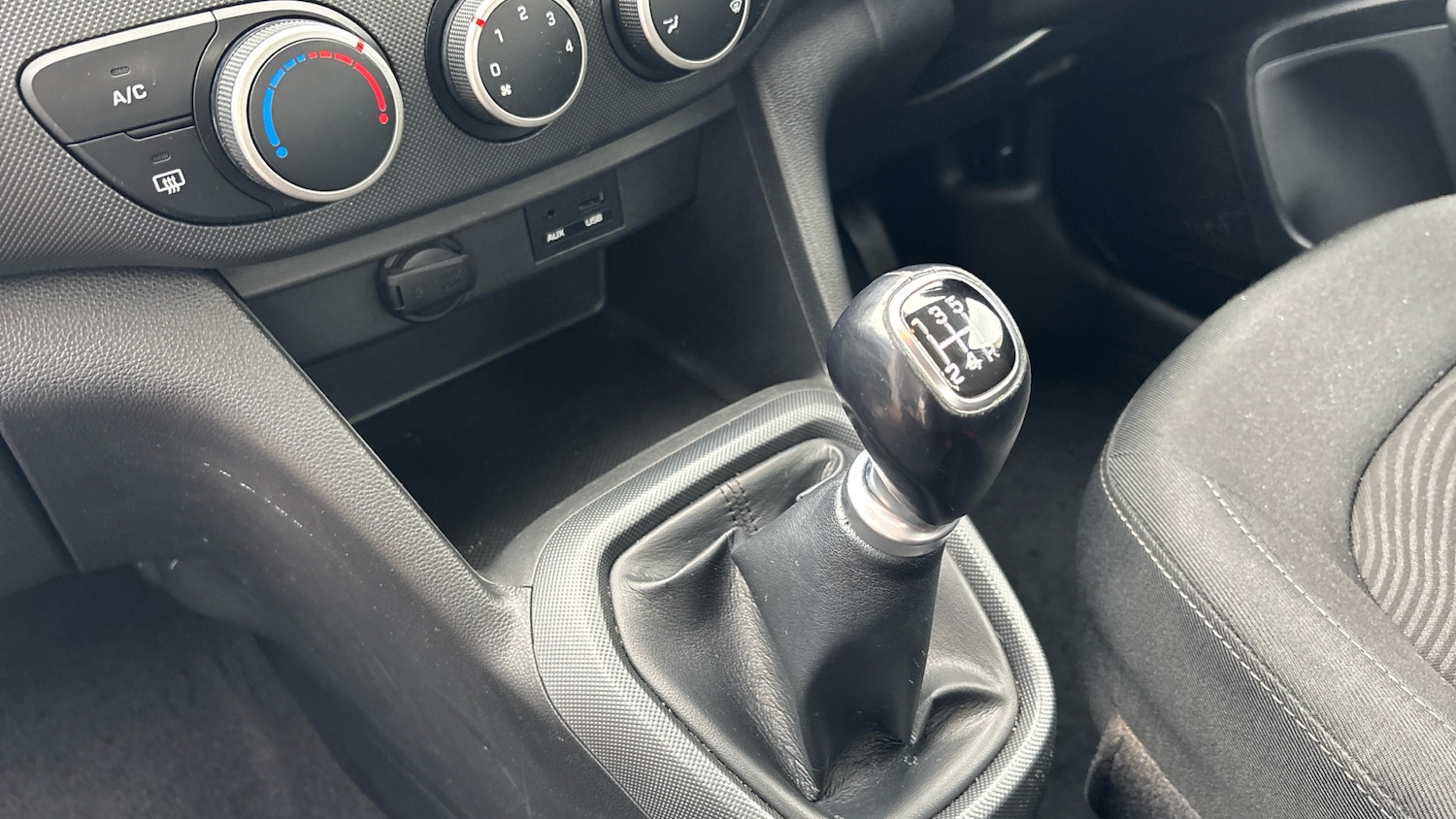 Used Hyundai i10 2019 for sale - 78093405: Photo 13