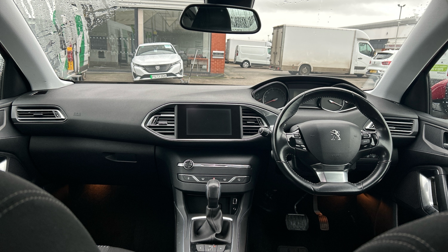 Used Peugeot 308 2015 for sale - 77069189: Photo 10