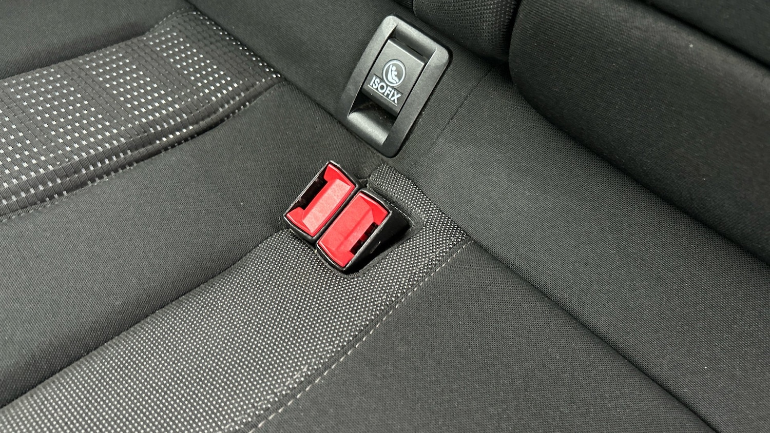 Used Peugeot 308 2015 for sale - 77069189: Photo 17