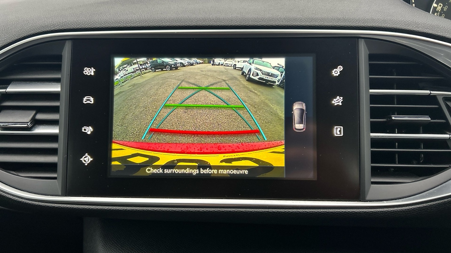 Used Peugeot 308 2015 for sale - 77069189: Photo 24